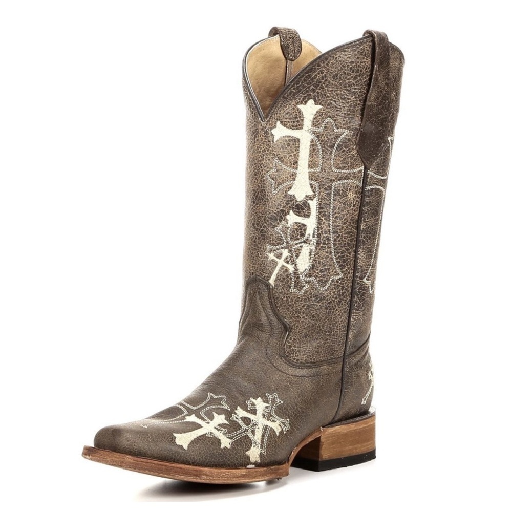 Circle G by Corral | Womenโs Beige Side Cross Embroidered Square Toe Boots 6.5